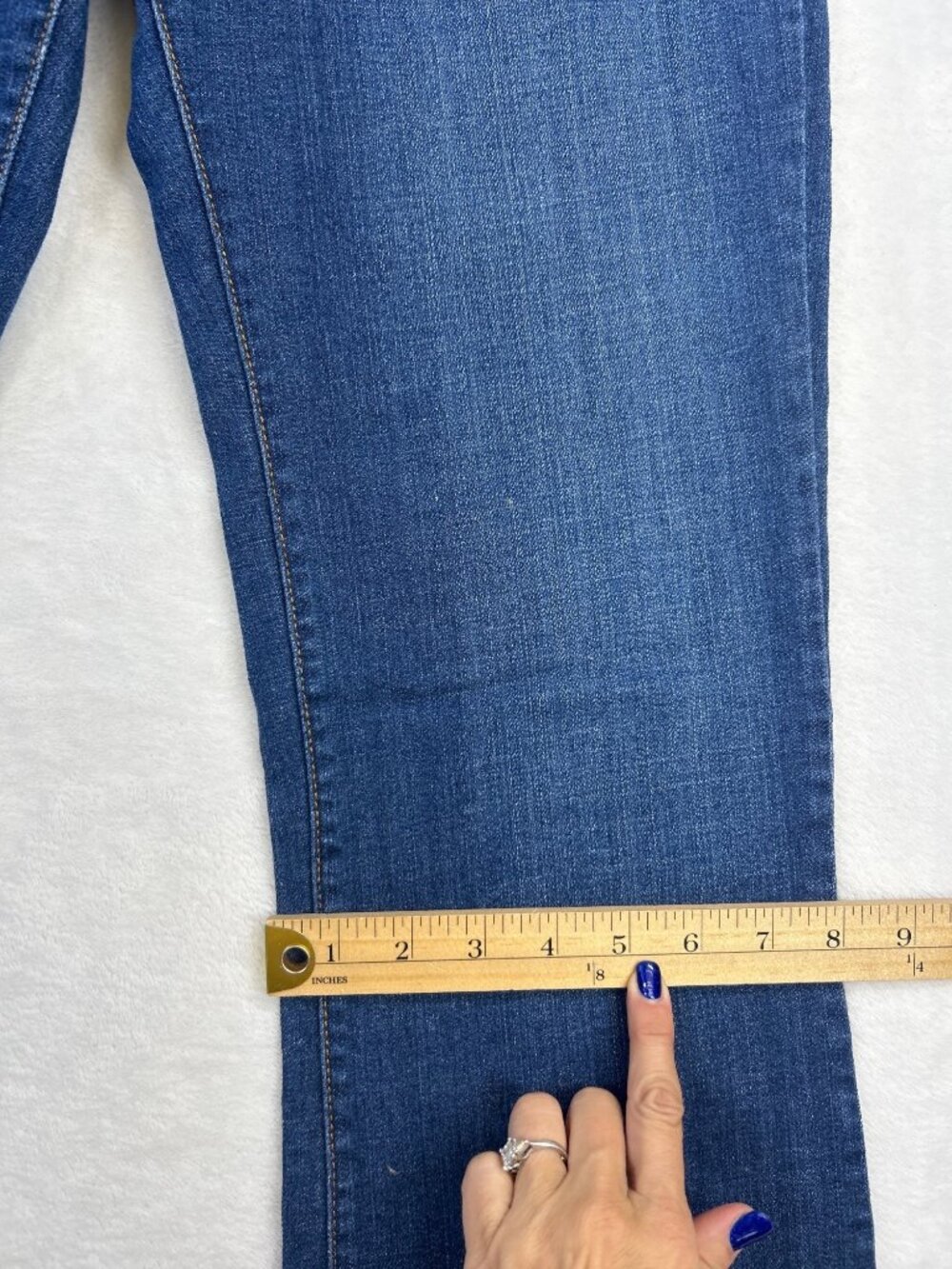 Levi's Demi Curve Bootcut Jeans Women's 10/30 Medium Wash Stretch Denim Y2K - Picture 3 of 12